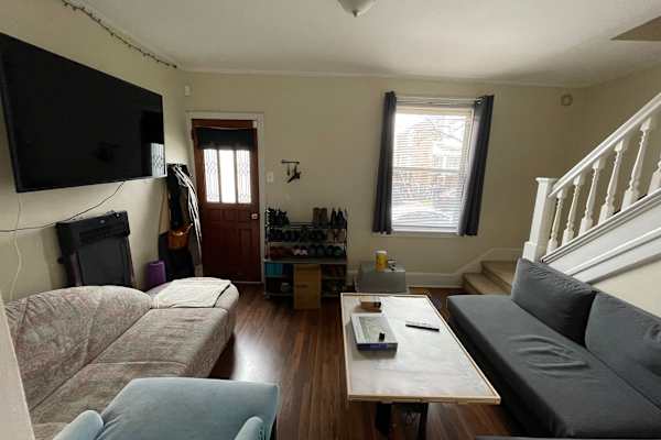 House sit in Philadelphia, PA, US