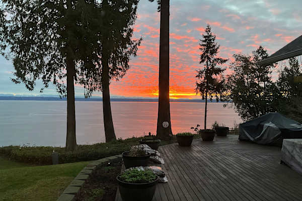 House sit in Hansville, WA, US