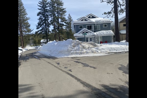 House sit in Truckee, CA, US