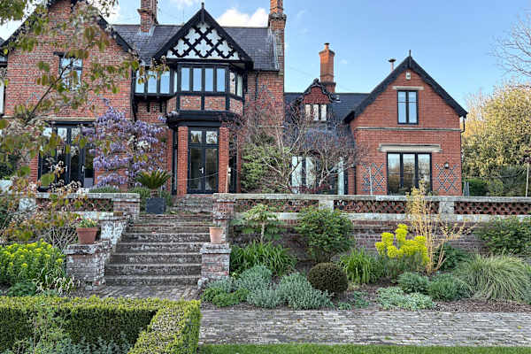 House sit in Penshurst, United Kingdom