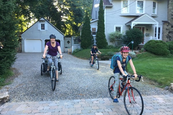 House sit in Baie-D'Urfé, QC, Canada