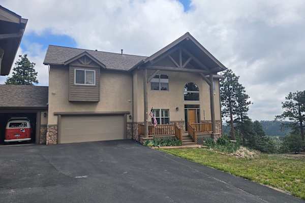 House sit in Evergreen, CO, US