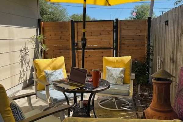 House sit in Corpus Christi, TX, US