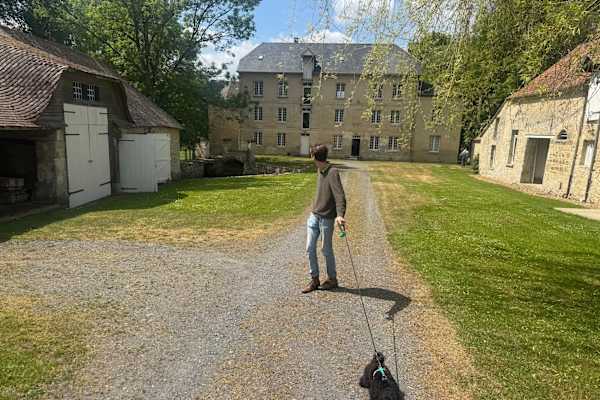 House sit in Paris, France