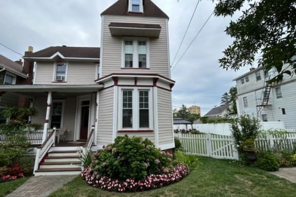 House sit in Asbury Park, NJ, US