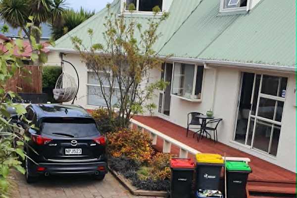 House sit in Dunedin, New Zealand