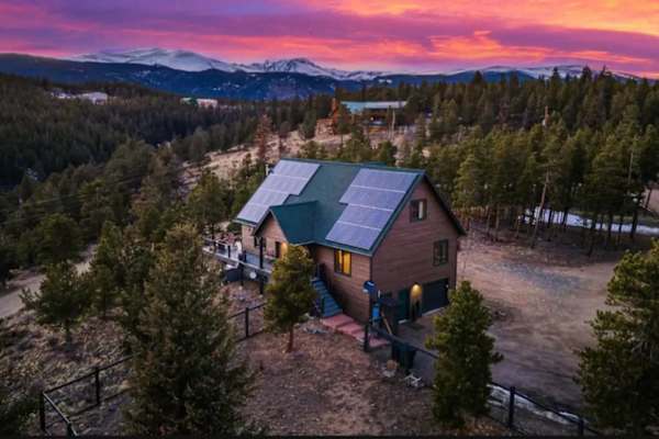 House sit in Nederland, CO, US
