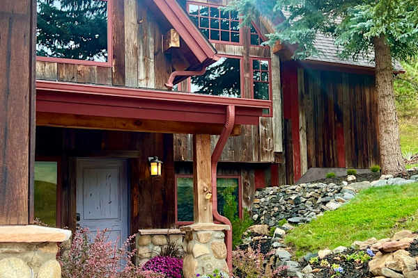 House sit in Evergreen, CO, US