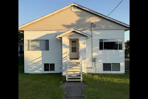 House sit in Powell River, BC, Canada