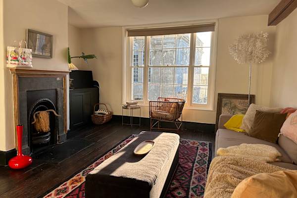 House sit in Monmouth, United Kingdom