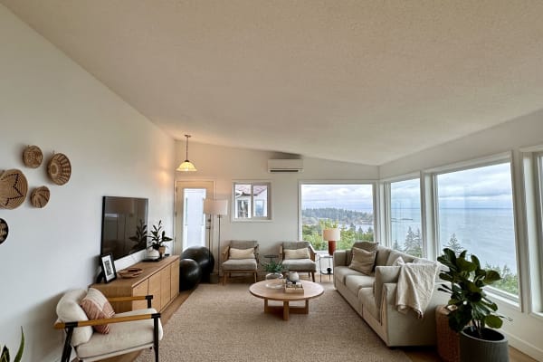 House sit in Nanaimo, BC, Canada