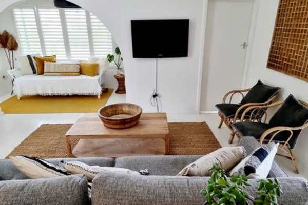 House sit in Greenwell Point, NSW, Australia