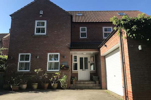 House sit in Kilham, United Kingdom