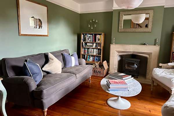 House sit in Cirencester, United Kingdom