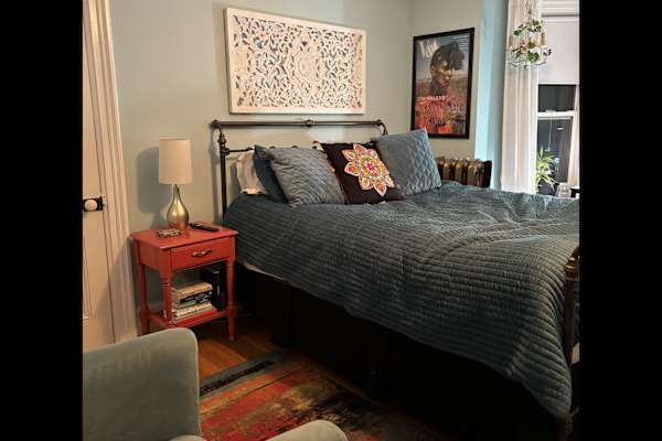 House sit in Belleville, ON, Canada