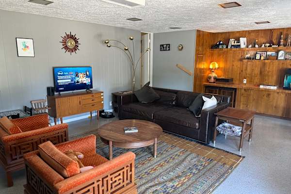 House sit in Springfield, OR, US