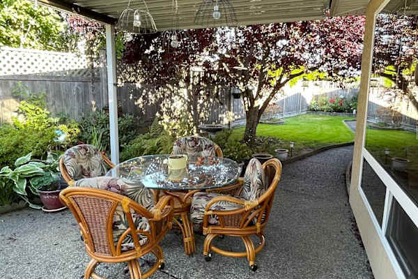 House sit in Qualicum Beach, BC, Canada