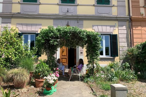 House sit in Florence, Italy