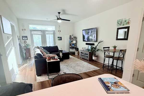 House sit in Knightdale, NC, US