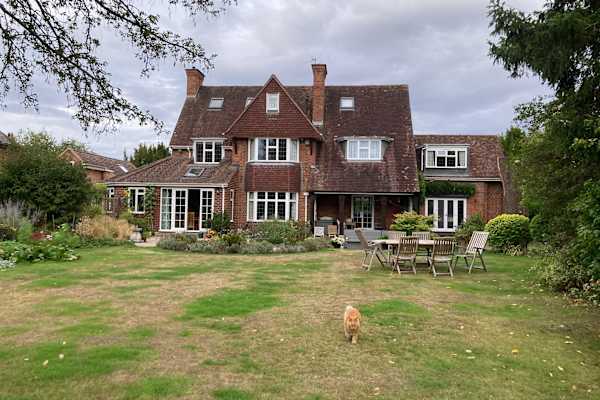 House sit in Worcester, United Kingdom