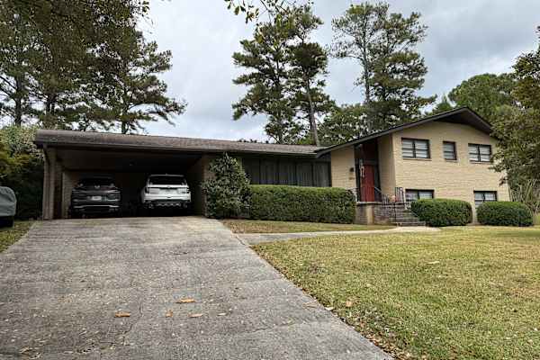 House sit in Atlanta, GA, US