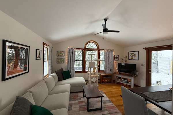 House sit in Gorham, ME, US