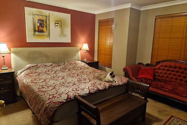 House sit in Perth, WA, Australia