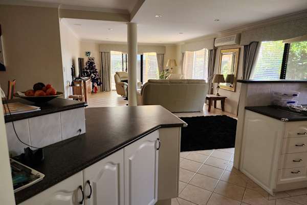 House sit in Perth, WA, Australia