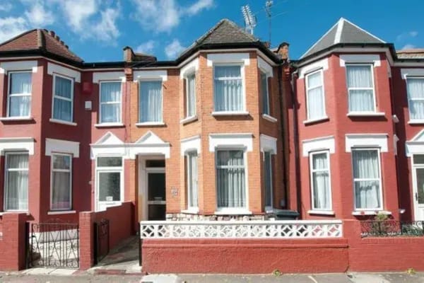 House sit in London, United Kingdom