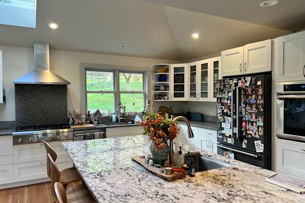 House sit in Eastsound, WA, US