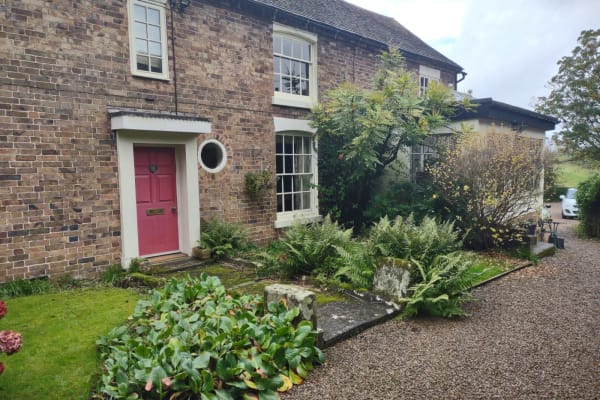 House sit in Shifnal, United Kingdom