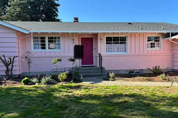 House sit in Tacoma, WA, US