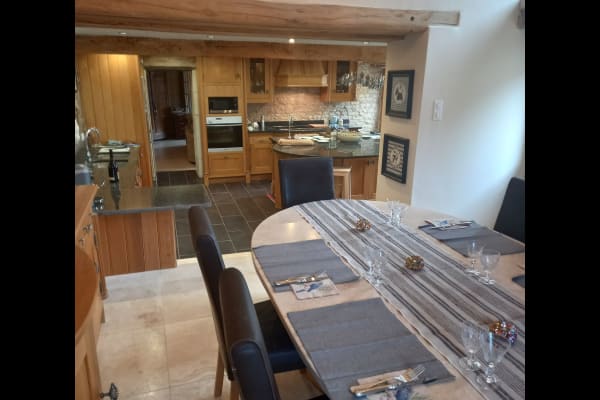 House sit in Loudun, France