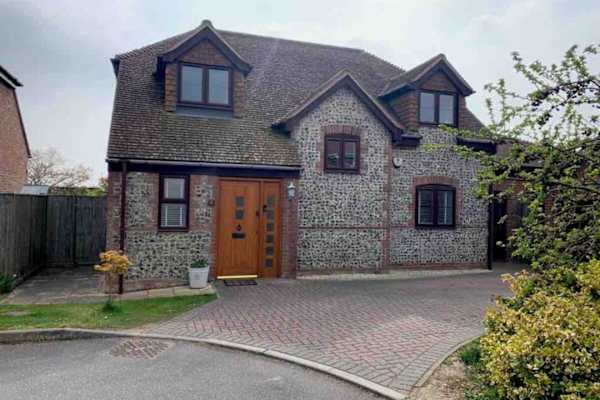 House sit in Emsworth, United Kingdom