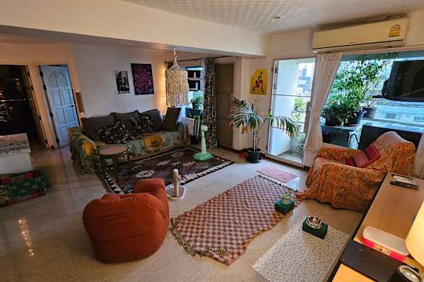 House sit in Bangkok, Thailand