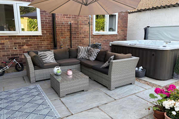 House sit in Hackbridge, United Kingdom