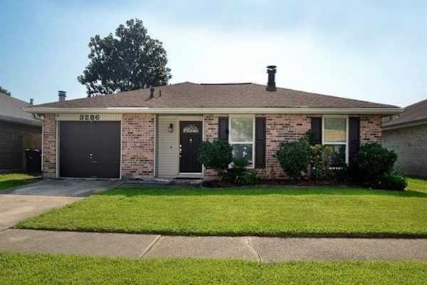 House sit in New Orleans, LA, US