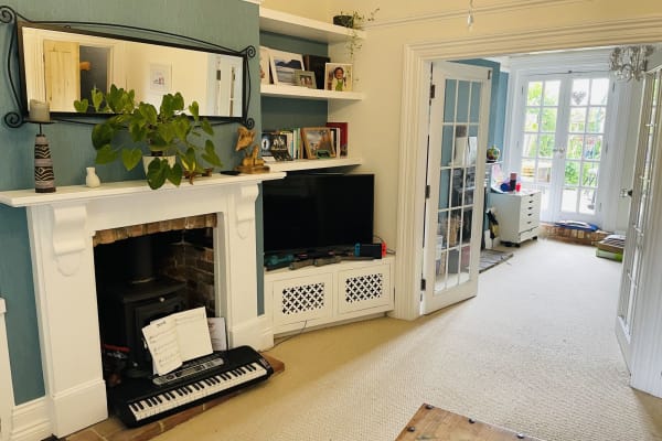 House sit in Crowborough, United Kingdom