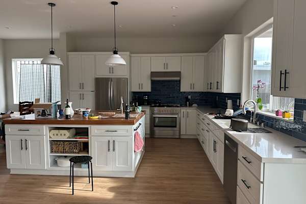 House sit in Ventura, CA, US