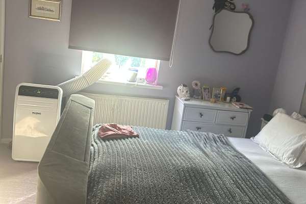 House sit in Cheltenham, United Kingdom