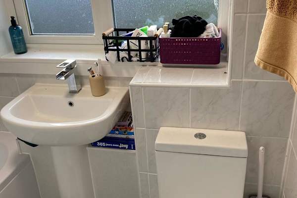 House sit in Thornton, United Kingdom