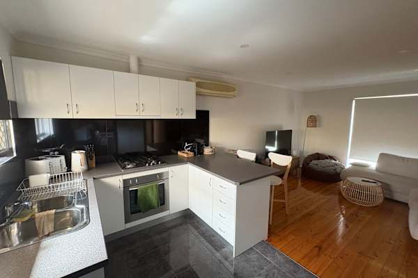 House sit in Adelaide, SA, Australia