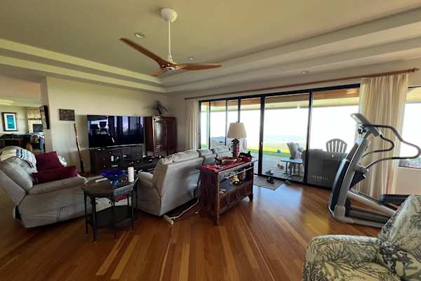 House sit in Kēōkea, HI, US