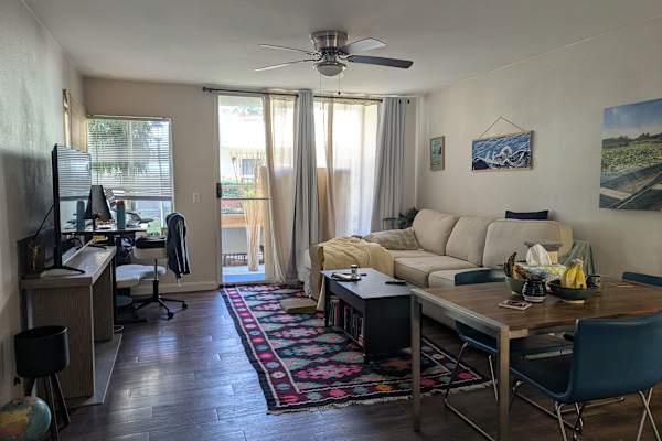 House sit in Oceanside, CA, US