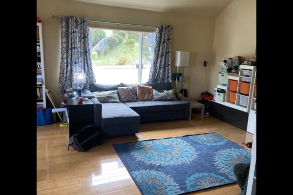 House sit in Pacifica, CA, US