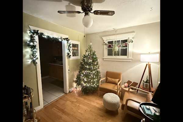 House sit in Englewood, CO, US