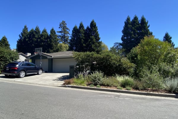 House sit in Tiburon, CA, US