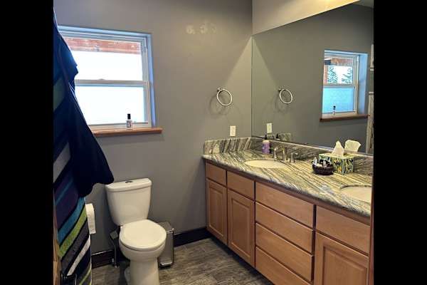 House sit in South Lake Tahoe, CA, US