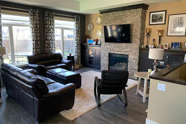 House sit in Winnipeg, MB, Canada