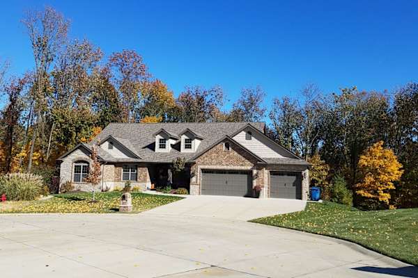 House sit in St. Louis, MO, US